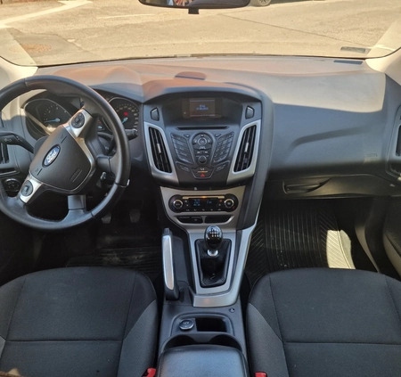 Ford Focus cena 25500 przebieg: 169000, rok produkcji 2013 z Toruń małe 37